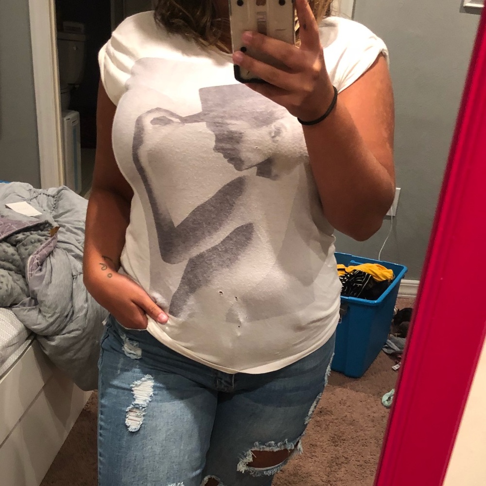 T-shirt